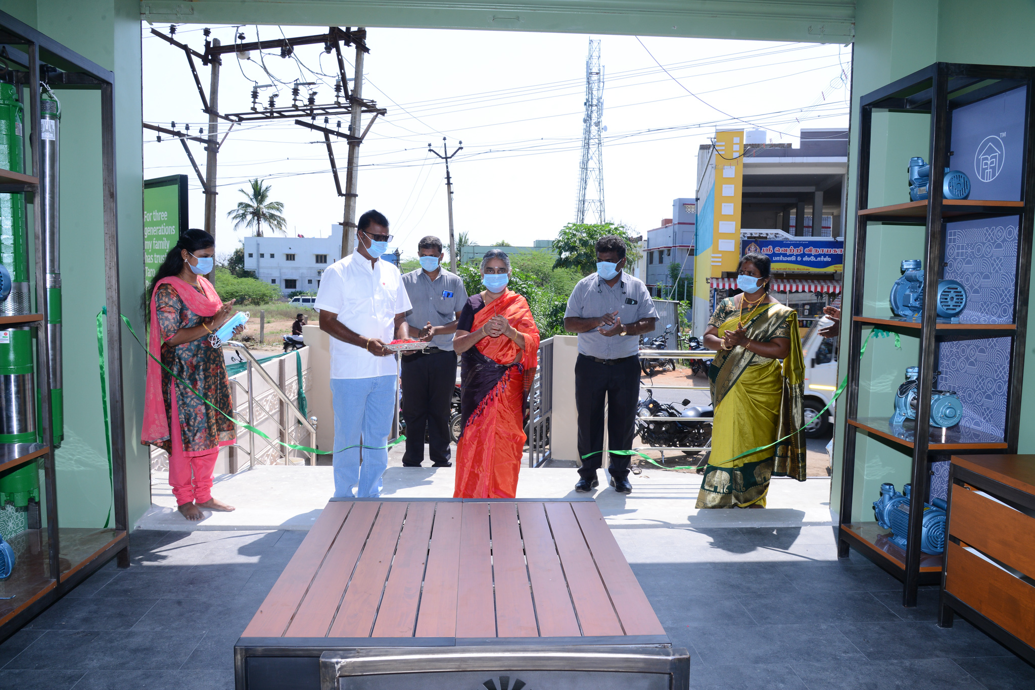 Taro Pumps dealer Vetrivel Electricals ribbon cutting