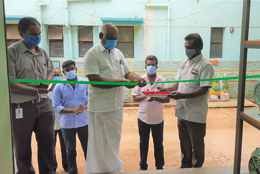 Taro Pumps dealer S.R.Pipes Electricals ribbon cutting