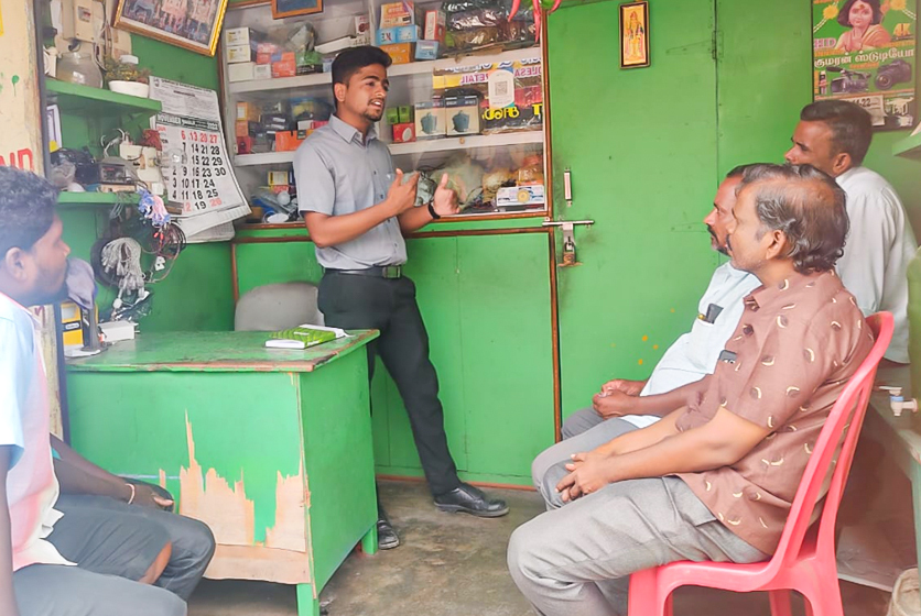 Taro Pumps sales manager conducting mechanics meet