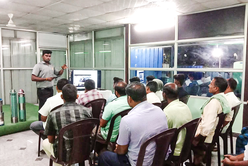Taro Pumps sales manager conducting mechanics meet