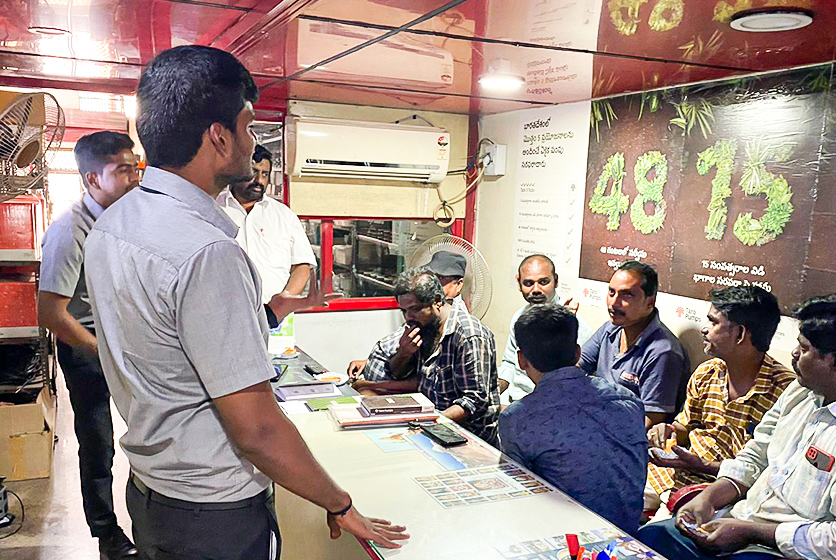 Taro Pumps sales manager conducting mechanics meet