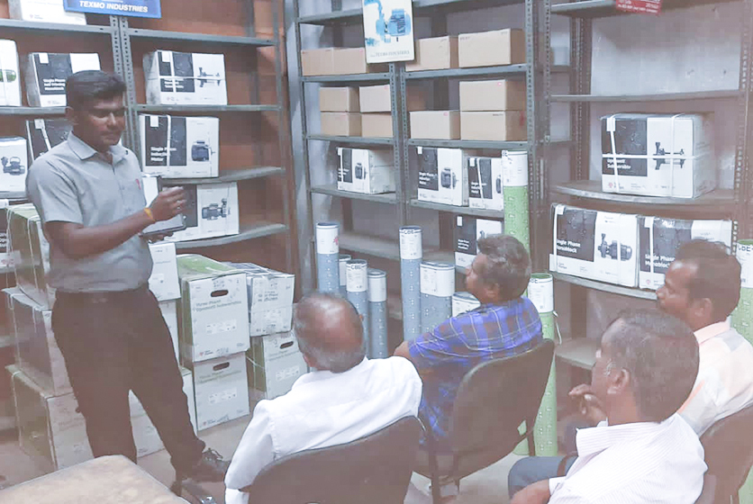 Taro Pumps sales manager conducting mechanics meet