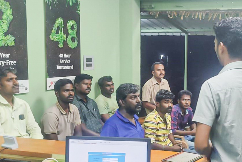 Taro Pumps sales manager conducting mechanics meet
