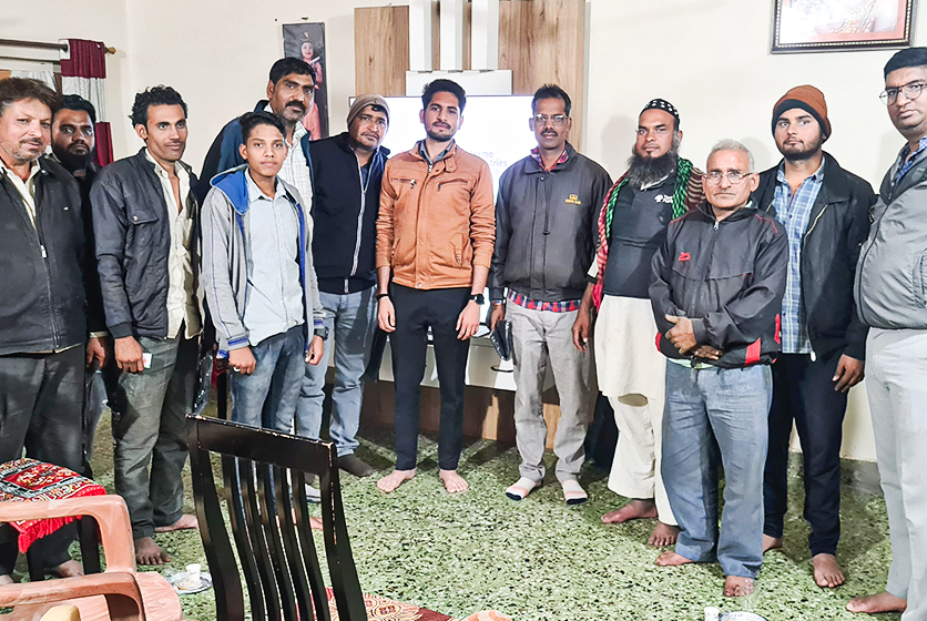 Taro Pumps team and mechanics group photo