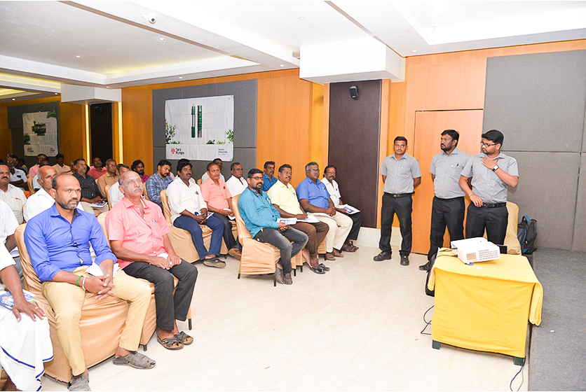 Taro Pumps conducting mechanics meet