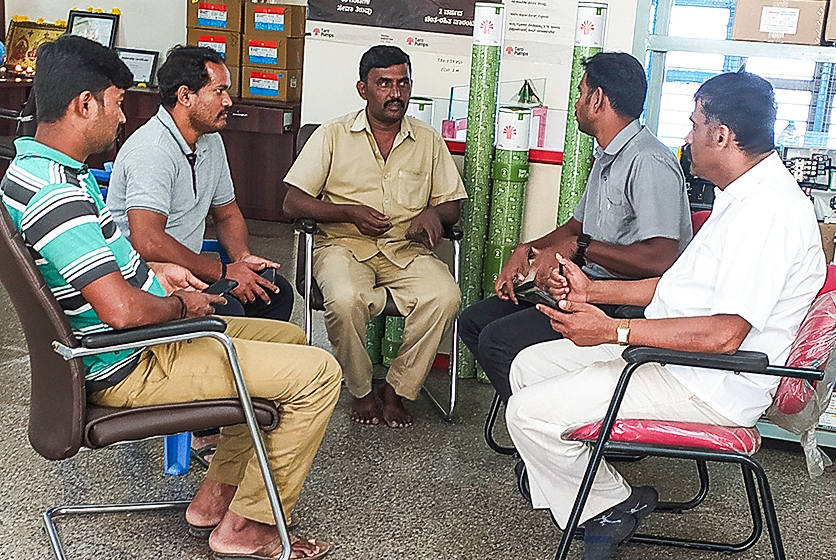 Taro Pumps sales manager conducting mechanics meet
