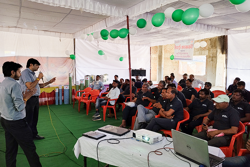 Taro Pumps conducting mechanics meet