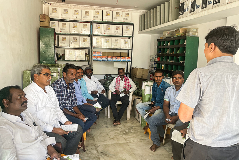 Taro Pumps sales manager conducting mechanics meet