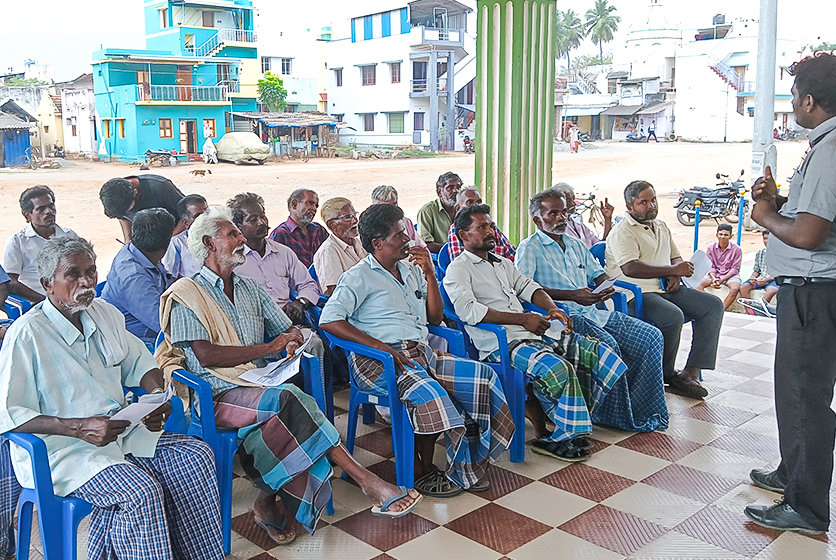 Taro Pumps manager conducting customers meet