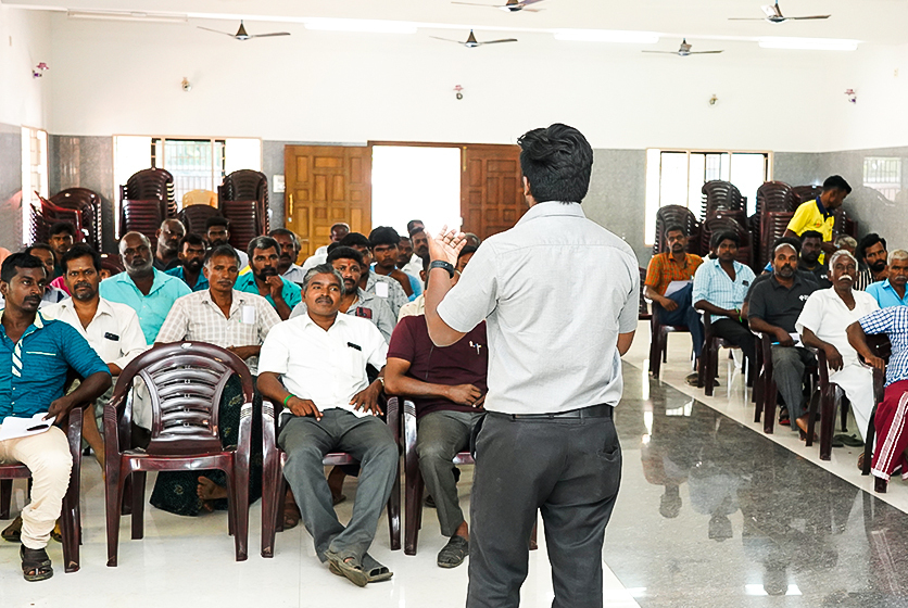 Taro Pumps manager conducting mechanics meet