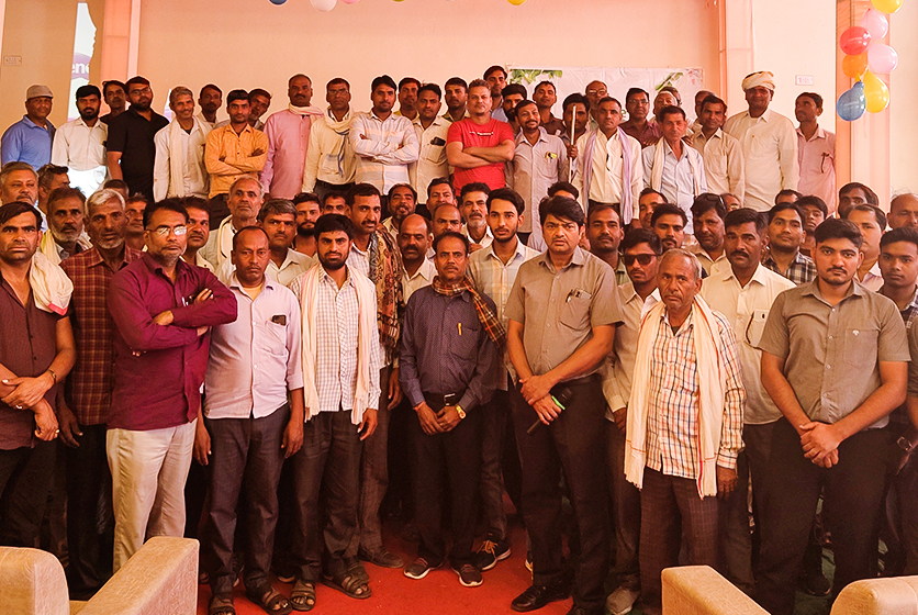 Taro Pumps team and mechanics group photo