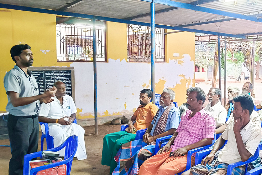 Taro Pumps manager conducting customers meet