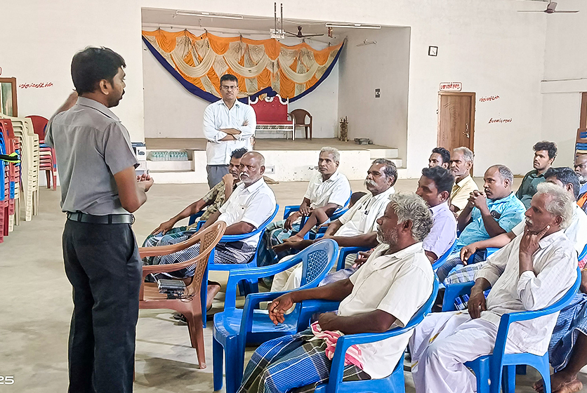 Taro Pumps manager conducting customers meet