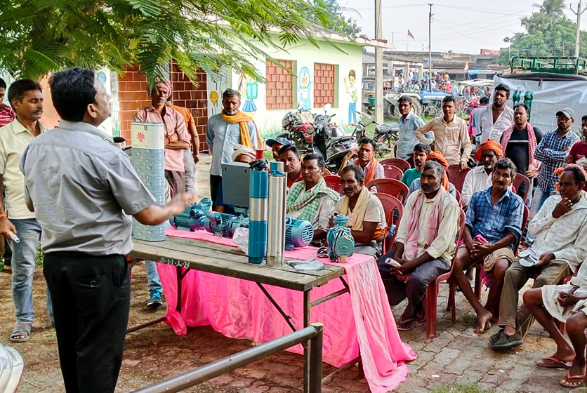 Taro Pumps manager explaining Taro Pumps products to customers