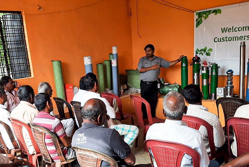 Taro Pumps manager explaining Taro Pumps products to customers