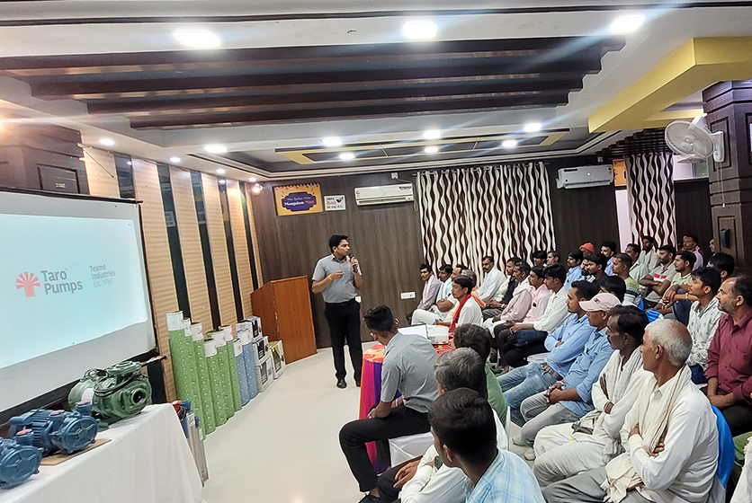Taro Pumps manager conducting mechanics meet