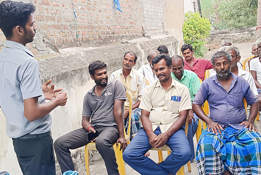 Taro Pumps manager conducting customers meet