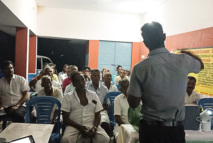 Taro Pumps manager conducting customers meet