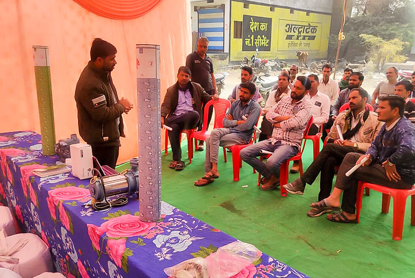 Taro Pumps manager conducting customers meet