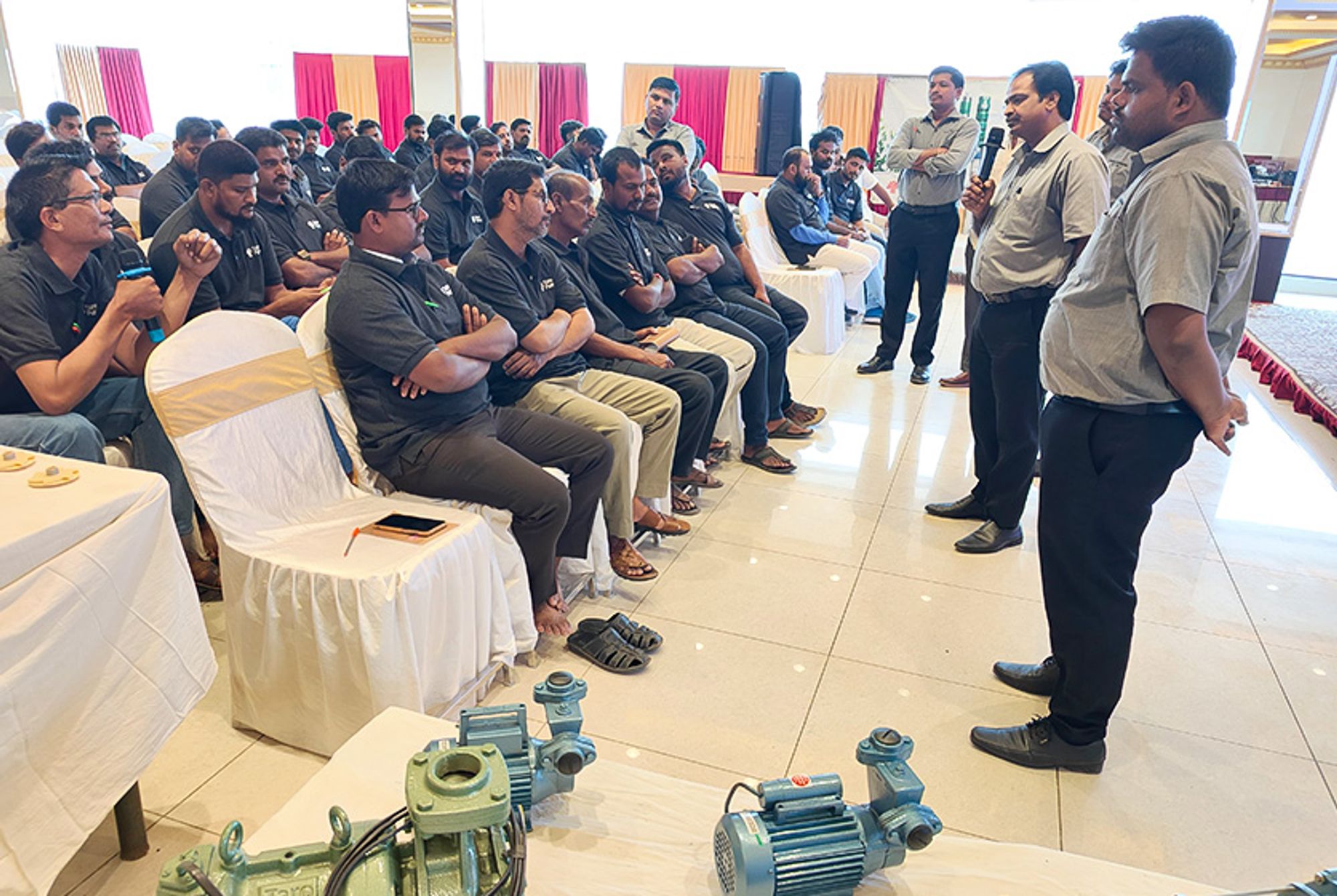 Taro Pumps conducting mechanics meet