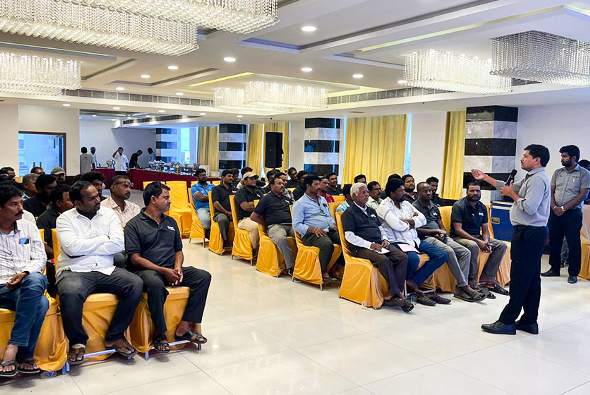 Taro Pumps conducting mechanics meet