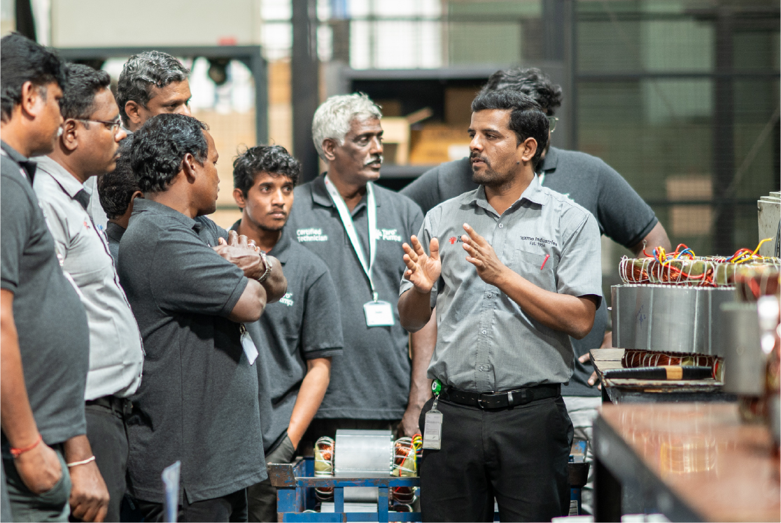 Taro Pumps TCT team in a discussion